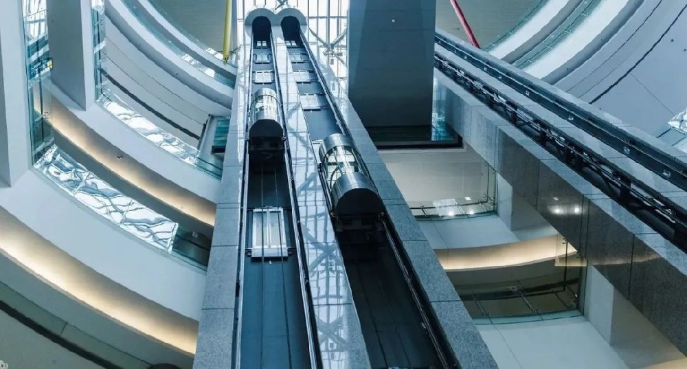 硬核！技术创新再结硕果，8087金沙娱场城高峰期电梯调度系统获得国家发明专利！